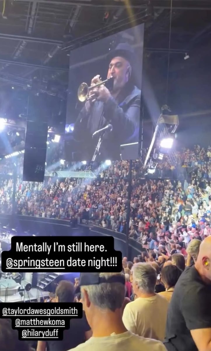 Mandy Moore, Hilary Duff step out for musical double date with husbands