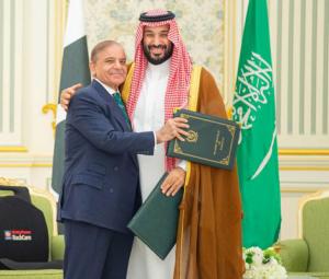 Pakistani fighter jets, military force arrive in kingdom under defence pact, says Saudi Arabia