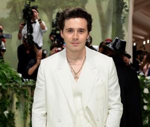 Brooklyn Beckham snubs parents again amid family rift