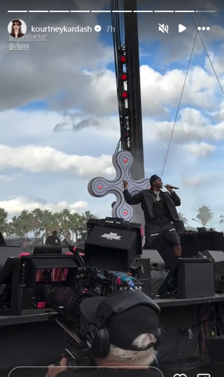 Kourtney Kardashian gives a glimpse into Coachella with Travis Barker