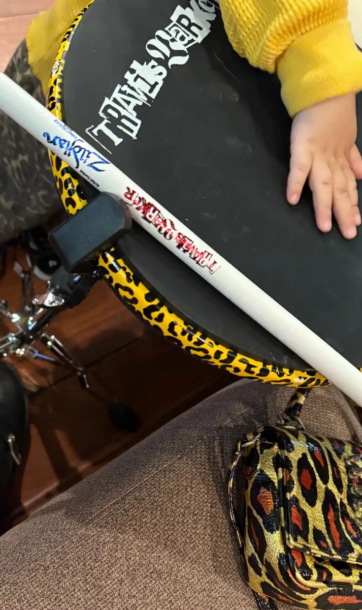 Kourtney Kardashian gives a glimpse into Coachella with Travis Barker