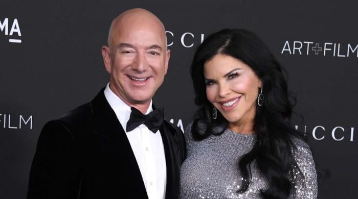 Lauren Sánchez, Jeff Bezos drop bombshell baby news