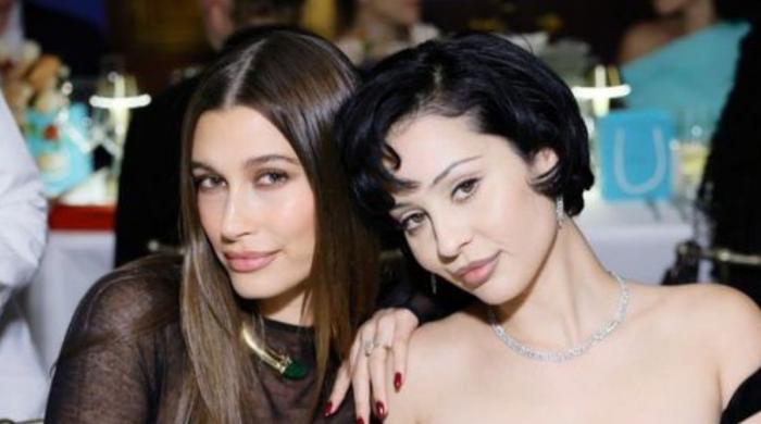 Hailey Bieber makes surprise appearance in 'Euphoria' with Alexa Demie