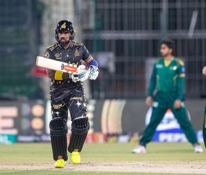 PSL 11: Mendis' fifty lifts Peshawar Zalmi to 196/6 against Multan Sultans