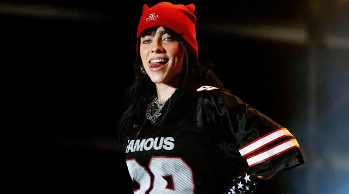 Billie Eilish melts fans' hearts with 'rescue operation'