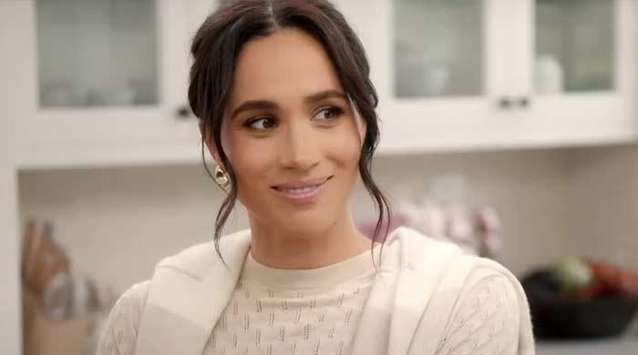 Meghan Markle ditches royal title in shocking update