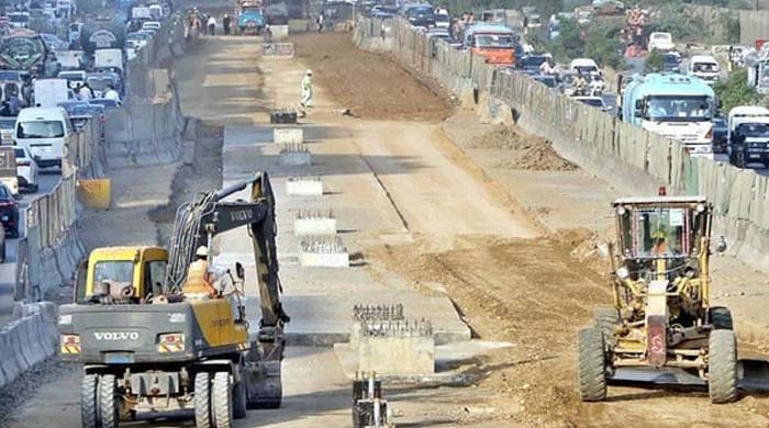 Govt cuts development budget again by Rs172.8bn amid fiscal pressures