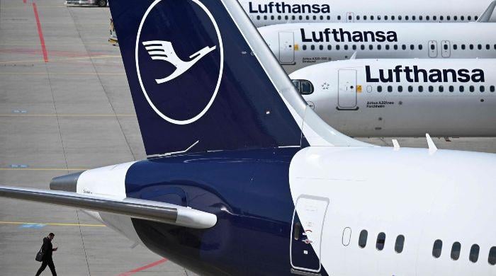 Threat of grounded planes nears as jet fuel supplies dwindle