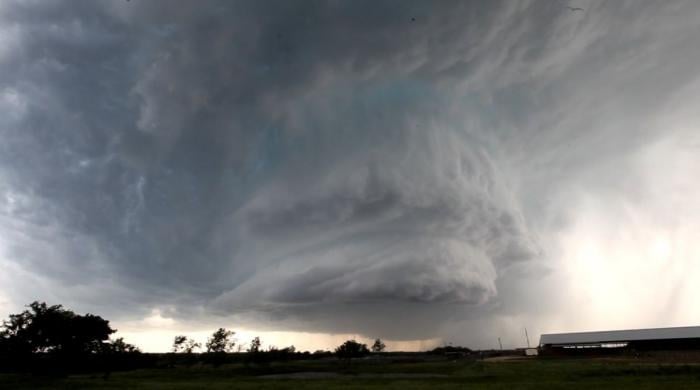 Central US braces for monster hail, EF-3 tornadoes as level 3 risk issued