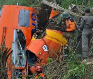 Indonesia helicopter crash kills 8