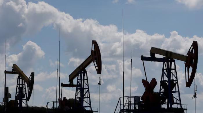 US renews Russian oil waiver amid Iran war-driven price shocks