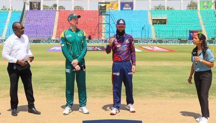 Karachi Kings captain Moeen Ali (second right) and his Multan Sultans counterpart Ashton Tunner (second left) present for the toss in the PSL match at National Bank Stadium in Karachi on April 19, 2026. — Screengrab