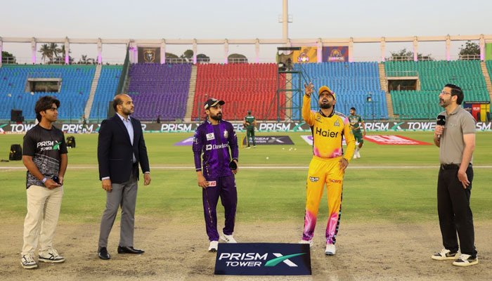 Quetta Gladiators skipper Saud Shakeel (centre) and Peshawar Zalmi captain Babar Azam (centre-right) at the toss for their PSL 11 match at National Bank Stadium, Karachi, on April 19, 2026. — Screengrab