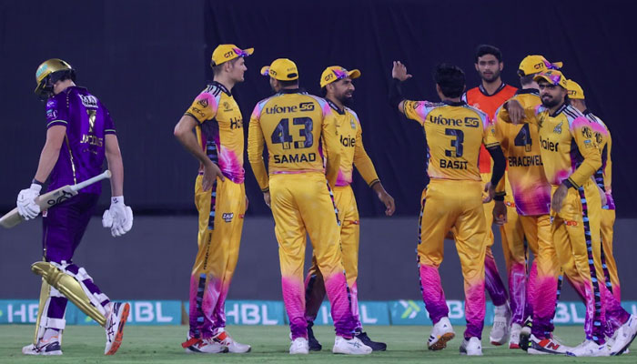 Peshawar Zalmi players celebrate a wicket during the PSL 11 match against Quetta Gladiators at National Bank Stadium, Karachi, on April 19, 2026. — PSL