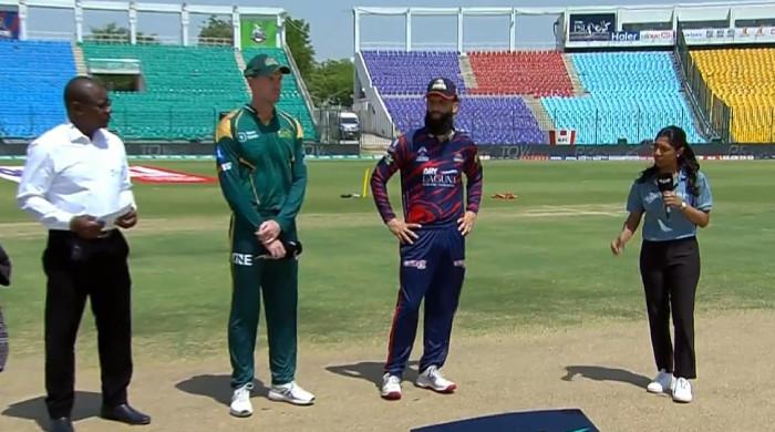 Karachi Kings choose to bowl first against Multan Sultans in PSL 11 match