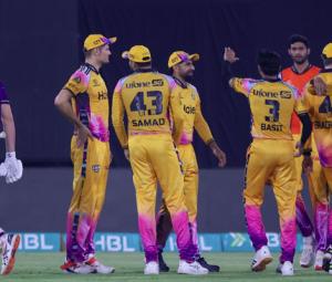 Peshawar Zalmi crush Quetta Gladiators in PSL 11 clash
