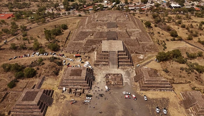 A drone view shows Mexican authorities working at the scene where a man shot dead a Canadian woman and injured several others before killing himself, Mexicos Security Cabinet says, according to preliminary information, at the Teotihuacan pyramids, a popular tourist and archaeological site on the outskirts of Mexico City, Mexico, April 20, 2026.— Reuters