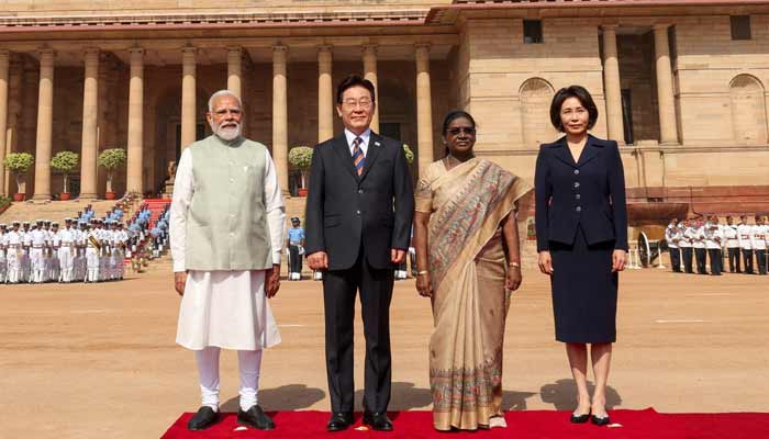 South Korean President Lee Jae Myung, his wife Kim Hye Kyung, Indian President Droupadi Murmu and Prime Minister Narendra Modi pose for a photograph during Lee’s ceremonial reception at Rashtrapati Bhavan in New Delhi, India, April 20, 2026.— Reuters