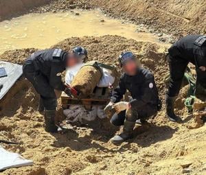 Experts carry out controlled blast of WWII bomb near Paris