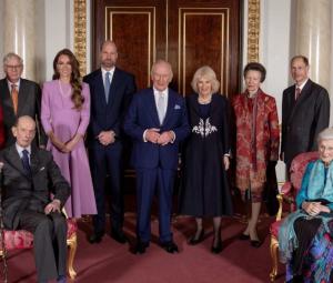 Palace issues statement as royals unite for Queen