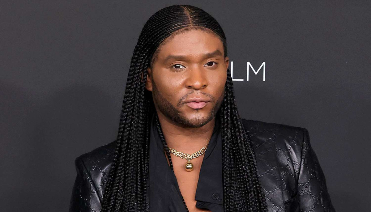 Fans slam Zendaya's stylist Law Roach over insensitive complain