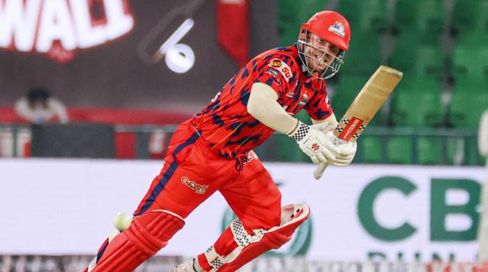 PSL 11: Warner, Khushdil help Karachi Kings cruise past Lahore Qalandars