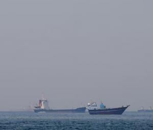 Trump orders Iran mine-layers sunk as Iran tolls tankers