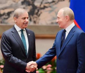 DPM Dar, Russian FM discuss rescheduling PM Shehbaz's Moscow visit