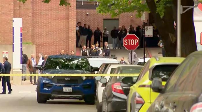 One officer dead, another critical after prisoner opens fire at Chicago Hospital