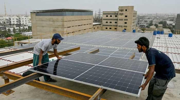Power Division asks Nepra to scrap fee, licence rule for solar consumers up to 25KW