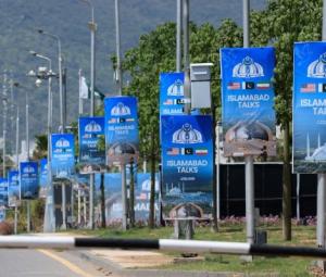 Pakistan as diplomatic bridge