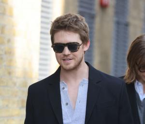 Joe Alwyn marks new milestone with girlfriend before Taylor Swift's wedding