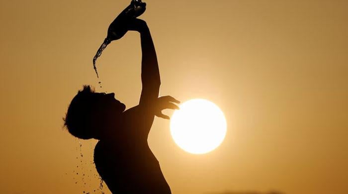 Karachi sizzles as ‘feels like' temperature hits 45°C