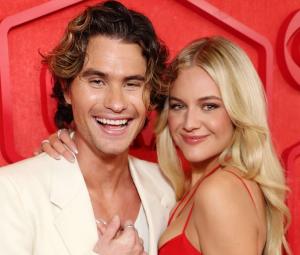 Kelsea Ballerini, Chase Stokes spark reunion buzz with casual meetup