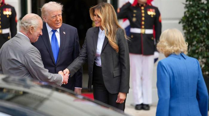 Queen Camilla ditches Melania Trump jewel in telling move after White House exit