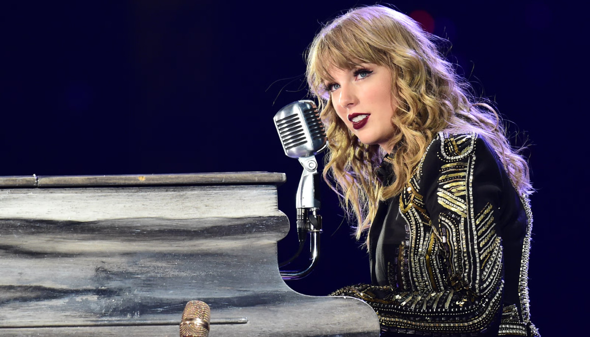 Taylor Swift reignites 'Reputation (TV)' speculations with latest move
