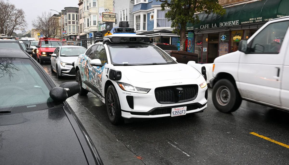 California will 'ticket' self-driving cars: Here's how it works