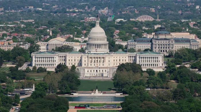 US midterm contest enters final six months with control of Congress in play
