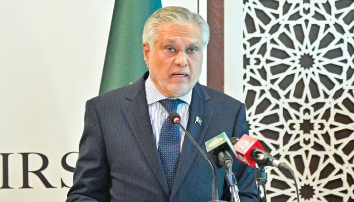 Deputy Prime Minister and Foreign Minister Ishaq Dar briefs the diplomatic corps in Islamabad, May 5, 2026. — X/@ForeignOfficePk