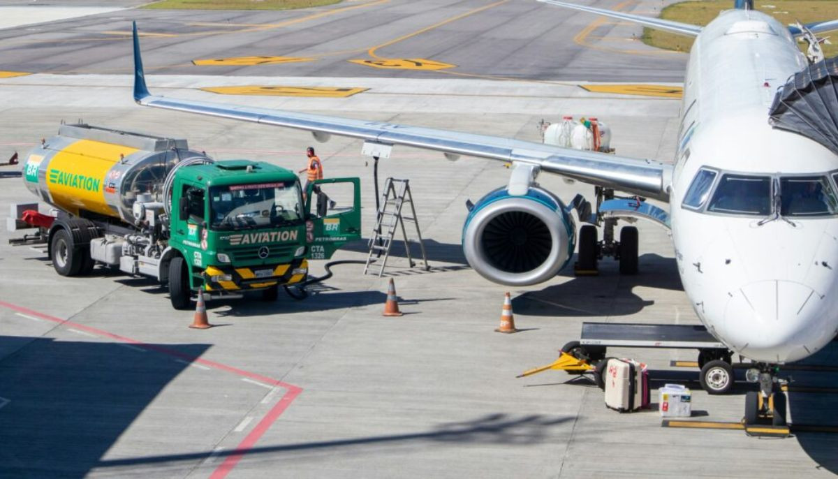 Airlines cancel 13,000 May flights as Jet fuel crisis worsens: How it impacts you?