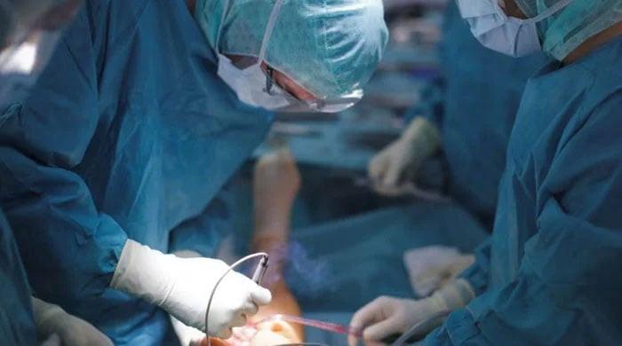 Doctors remove iron rod lodged in patient's head
