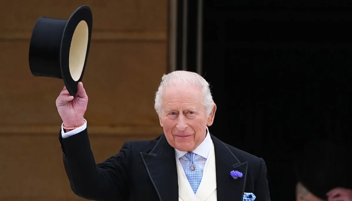 King Charles meets someone special at garden party