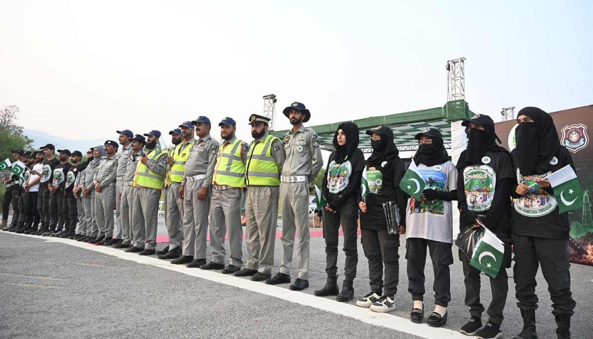 Islamabad Traffic Police participate in activities marking the completion of one year of the victory of Marka-e-Haq Bunyan-ul-Marsoos at D chowk.— APP