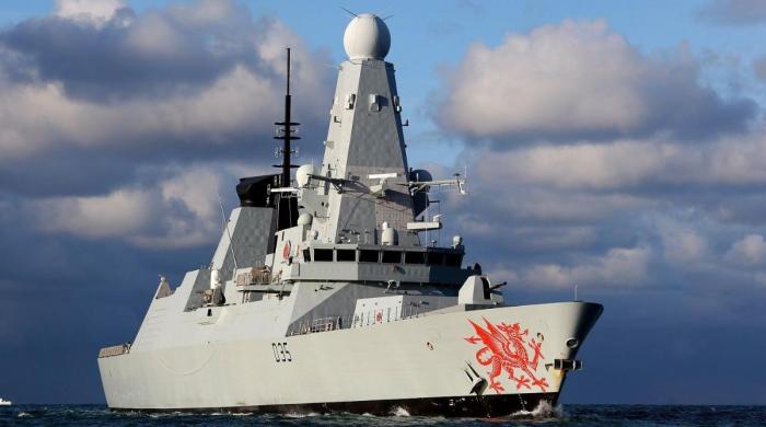 UK, France move warships to Middle East to reopen Strait of Hormuz