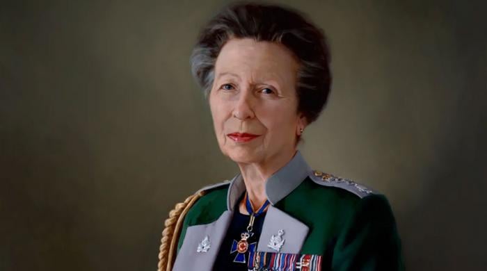 Princess Anne new portrait unveiled: Watch behind the scenes