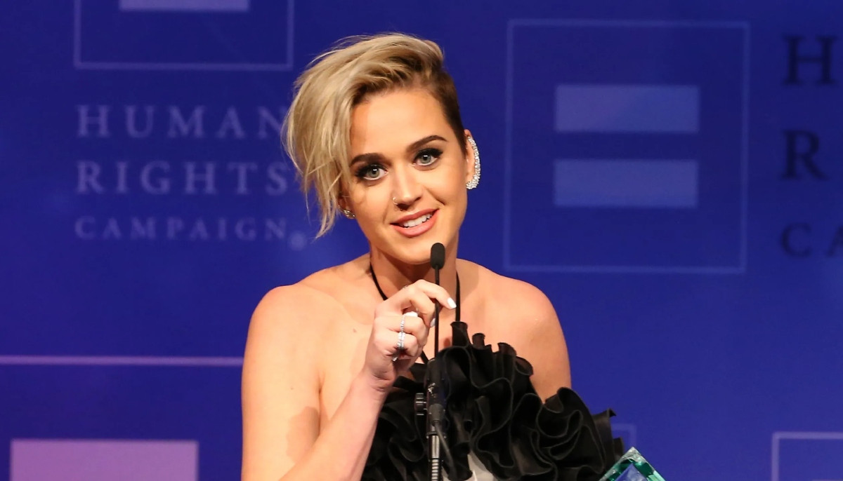 Katy Perry seemingly trolls herself after her ex got engaged