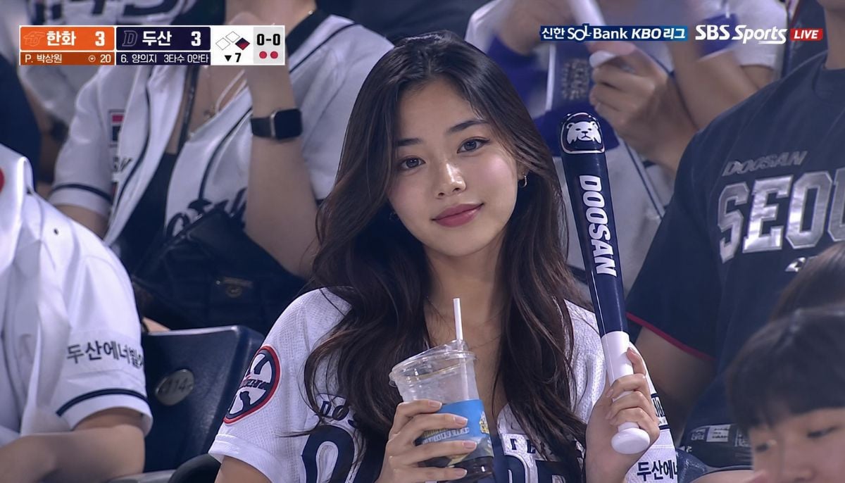 How to create AI baseball stadium videos: Step-by-step guide with realistic prompts
