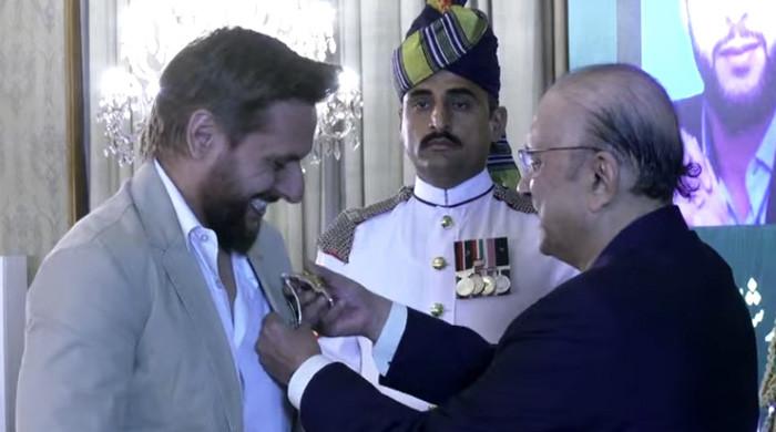 Cricket legend Shahid Afridi conferred Hilal-e-Imtiaz