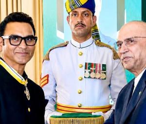 British-Pakistani educationist Prof Dr Sarwar Khawaja receives Sitara-e-Imtiaz