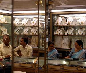 India hikes gold, silver duties to protect sliding rupee
